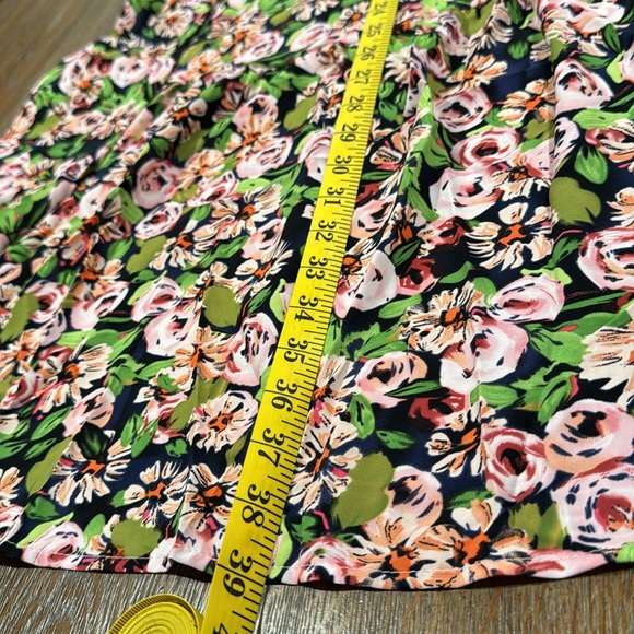 Stitchdrop hi-low floral dress. Size Med - Picture 9 of 12